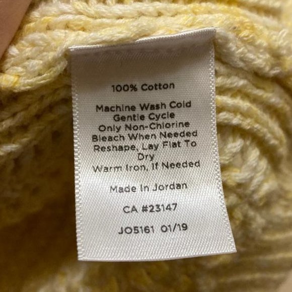 Talbots Women's Pale Yellow Chunky Knit Long Sleeve Sweater Size Medium Petite - Picture 4 of 4